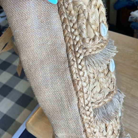 Salt + Umber Isla Jute Seashell tote - Picture 13 of 13